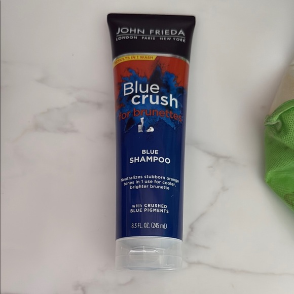 John Frieda Blue Crush Shampoo for Brunettes - Picture 1 of 2